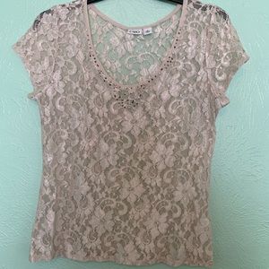 Women’s lace blouse size XL